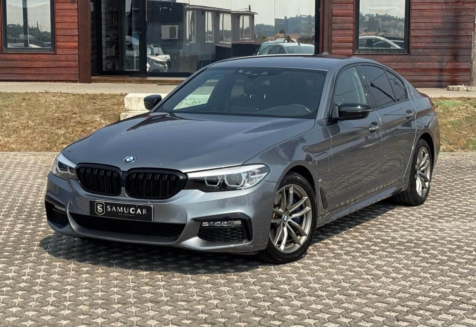 BMW Série 5 530e Line Luxury