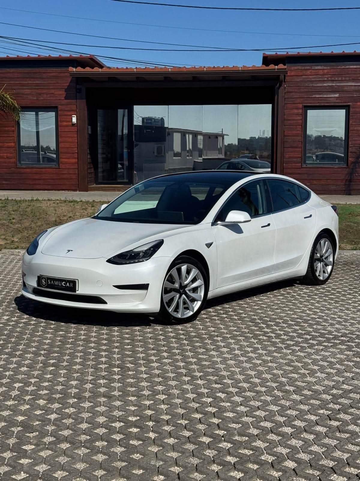 Tesla Model 3 Standard Range Plus