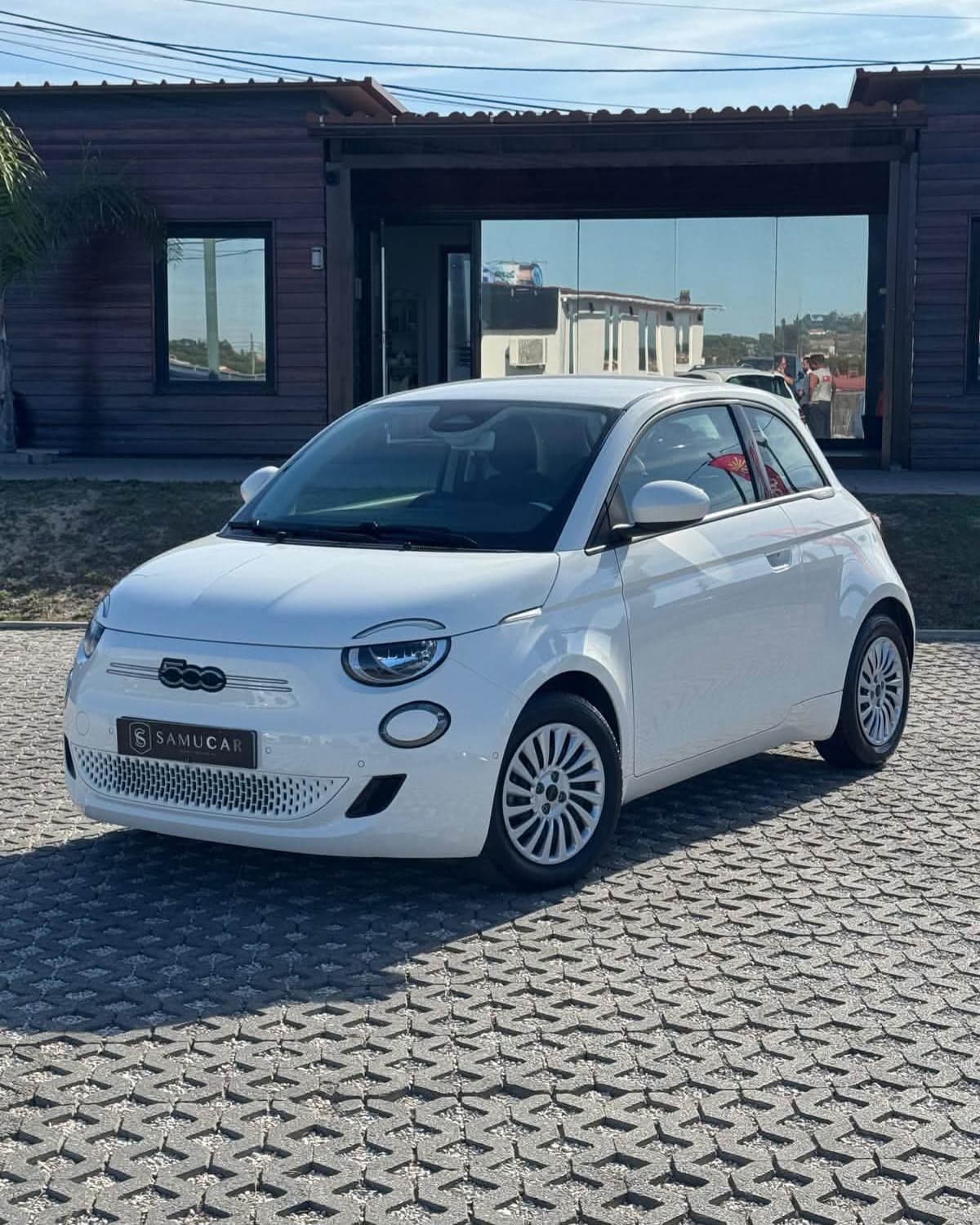 Fiat 500e Icon